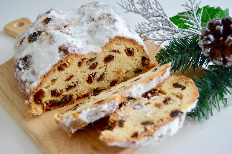 Thuringian style butter stollen Recipe for juicy marzipan stollen Thermomix