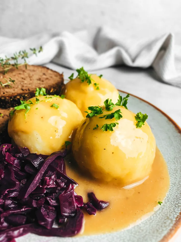 Karrtoffelknögel Rezept klassisch was ist typisch deutsches Weihnachtsessen