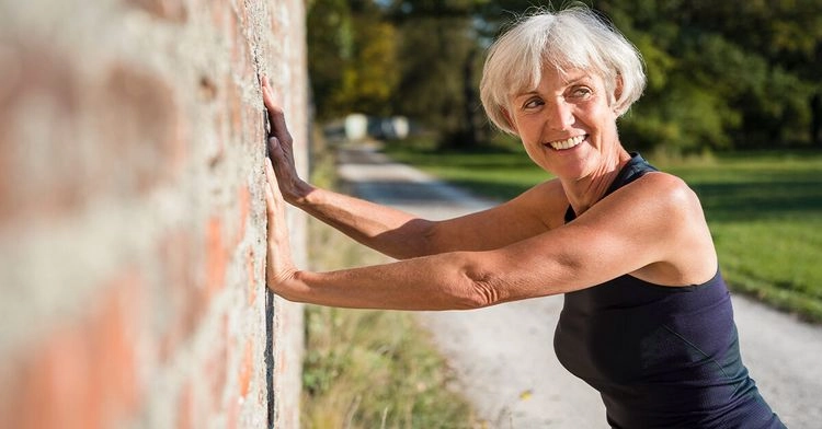 Sports after 60 - The health benefits of exercise in older women