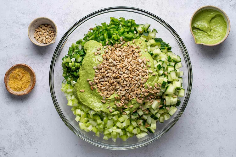 TikToks veganer Green Goddes Salat gesunde Dressings Rezepte