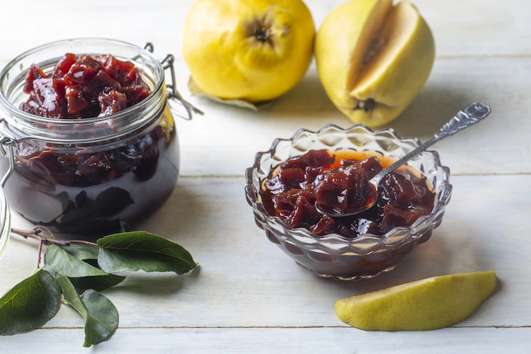Homemade quince as a healthy jam or with oatmeal for breakfast