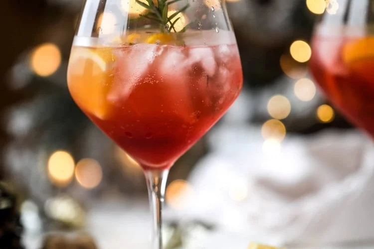 Aperol Spritz ist einer der besten Cocktails auf Prosecco-Basis