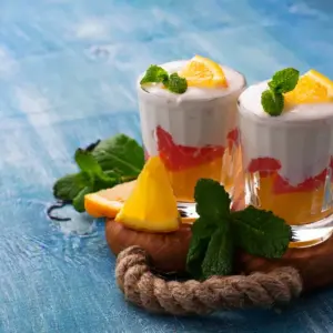 Dessert mit frischen Orangen Rezept Orangen-Joghurt-Creme