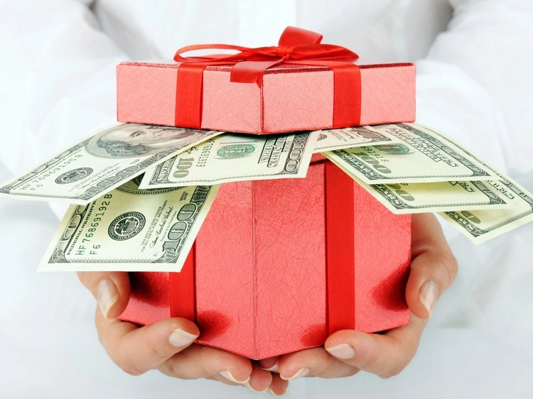 Geldgeschenk weihnachtlich verpacken - Geben Sie Ihrem Geschenk eine persönliche & witzige Note
