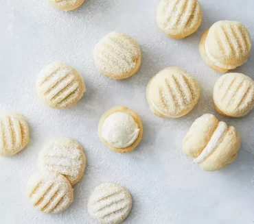 Klassische Weihnachtspläzchen zart mit Vanille Geschmack