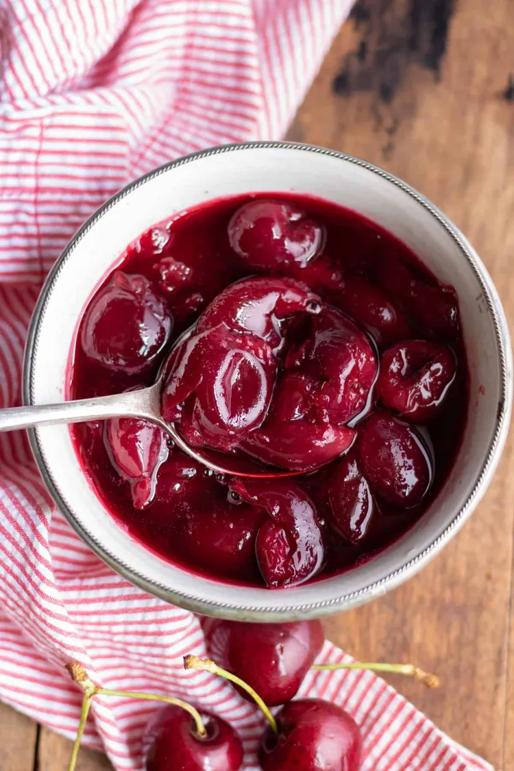 Rezept für heiße Kirschen andicken Kirschensauce selber machen