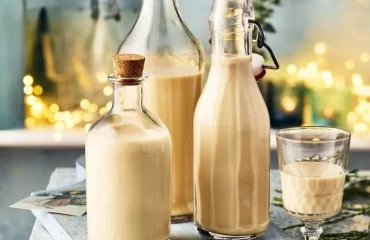 Vanillekipferl Likör selber machen zu Weihnachten schnelles Rezept