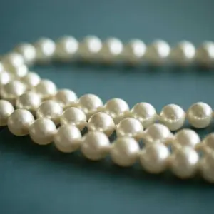 Wie soll man Perlen reinigen und pflegen, um sie nicht zu ruinieren