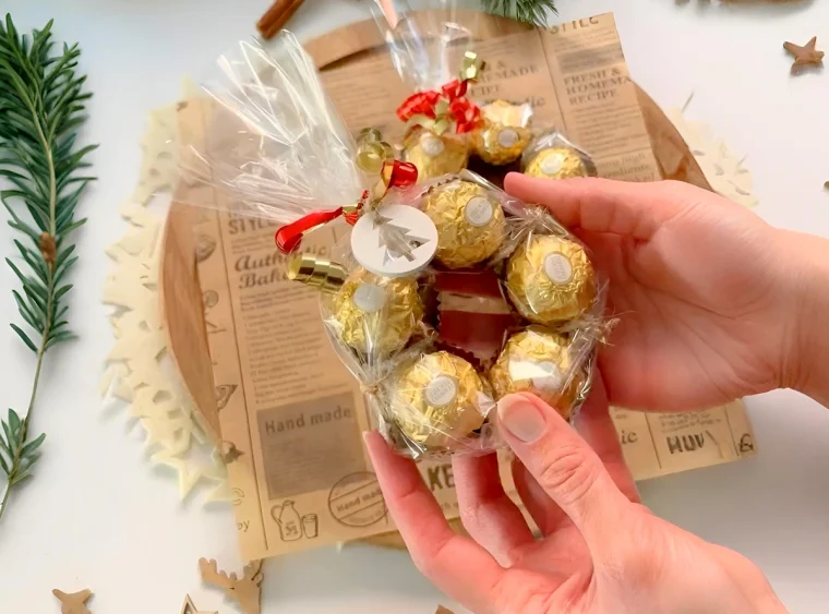 Geschenke-aus-S-igkeiten-selber-machen-Coole-Ideen-f-r-Weihnachten-mit-Ferrero-und-Kinder-Schokolade