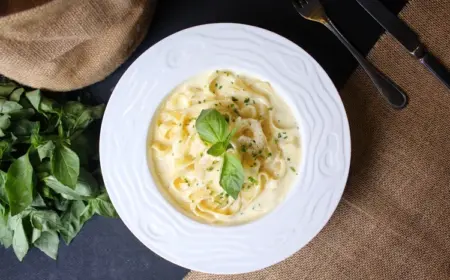 Cremige Nudeln mit Parmesansoße selber machen Rezept