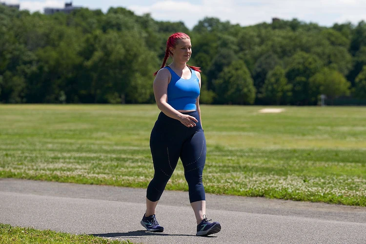 Genießen Sie einen 30-minütigen Walking-Workout