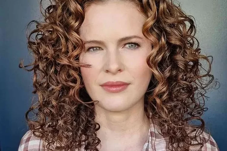 Hollywood Locken a la Nicole Kidman als Frisurentrend für lange Haare