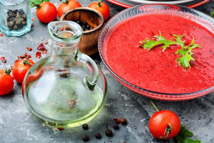 Keto vegane Tomattensuppe schnelles Low Carb Abendessen Rezepte