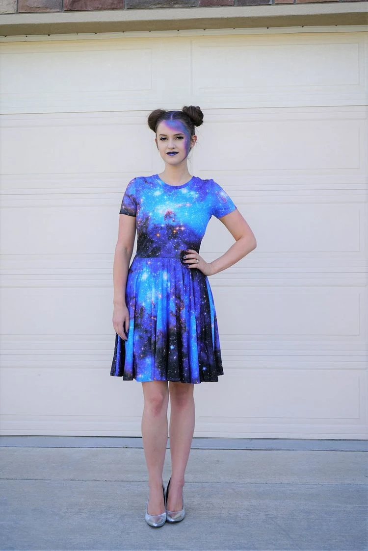 Fashion trends 2023 - create your own galaxy costume