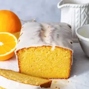 Kuchen mit ganzen Orangen backen