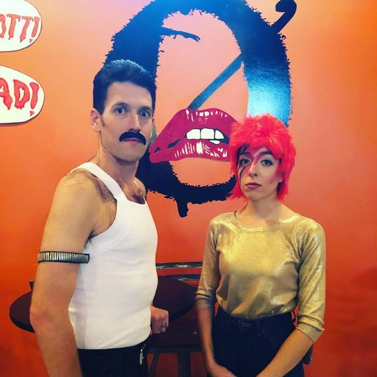 Costumi di Freddie Mercury e David Bowie per il Mardi Gras