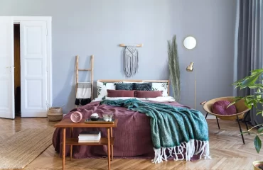 beruhigende und enstpannte atmosphäre mit passenden farben und accessoire fürs schlafzimmer schaffen