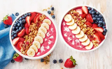 kalorienarmes Frühstück Ideen welche Toppings für Smoothie Bowl