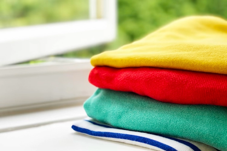saubere pullover aus wolle an der luft trocknen lassen wenn nach waschgang die wäsche stinkt