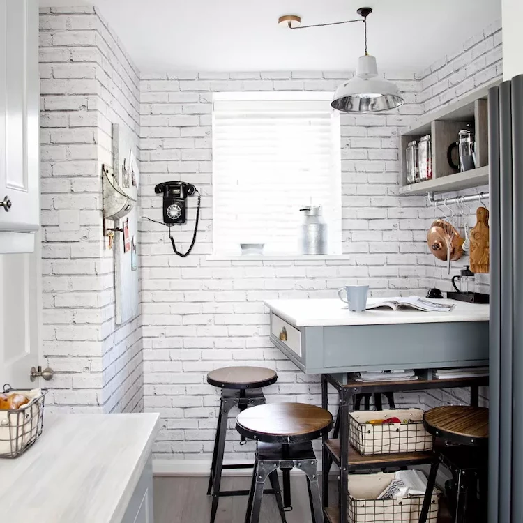 schmale küchenräume platzsparend aber stilvoll mit retro design einrichten und kleine küche gestalten