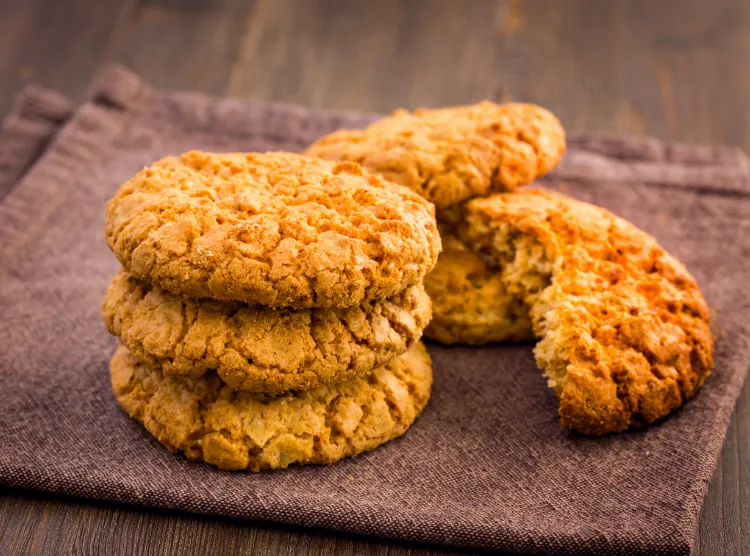 3 Zutaten Haferflocken Kekse ohne Zucker und Mehl proteinreiches Frühstück Rezept