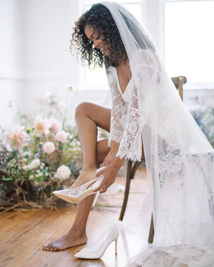 Brautschuhe 2023 Hochzeitsschuhe kaufen Tipps Brautkleider Trends 2023