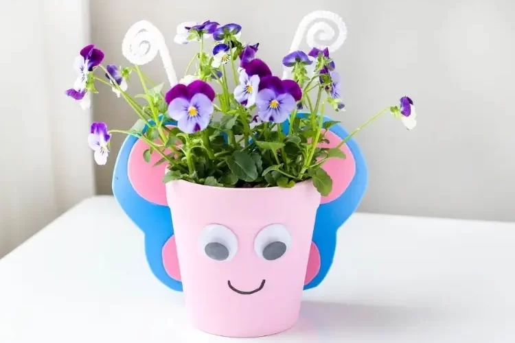 Frühlingsbasteln mit Kindern