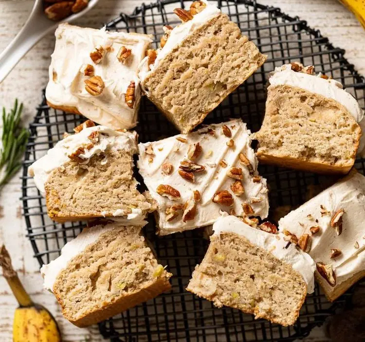 Haferflocken-Kuchen mit Bananen: Verwöhnen Sie sich mit einem leckeren ...