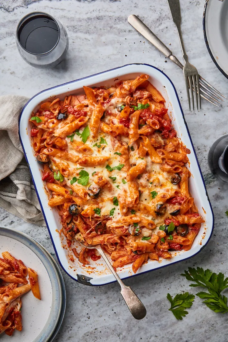 Thunfisch Pasta Auflauf schnelle Partygerichte aus dem Ofen