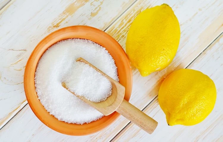 Zitronensäure und Zitronen wie bei Reinigung ersetzen