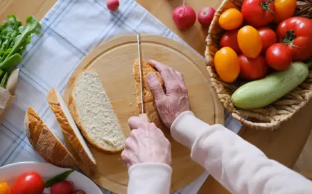 ausreichend ballaststoffreiche lebensmittel in die tägliche ernährung im alter integrieren