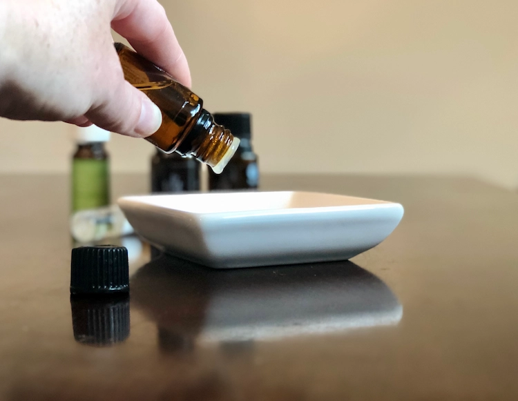 ätherische öle zur aromatherapie und was hilft gegen übelkeit hausmittel verwenden