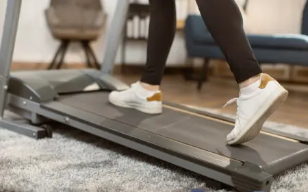 steigungswinkel am laufband erhöhen und bei widerstand am unterkörper muskeln aufbauen