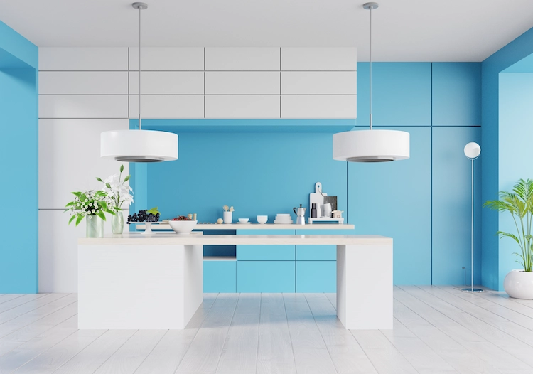 weiß und hellblau als stimmungsvolle und stylische farbpalette für die küche wählen