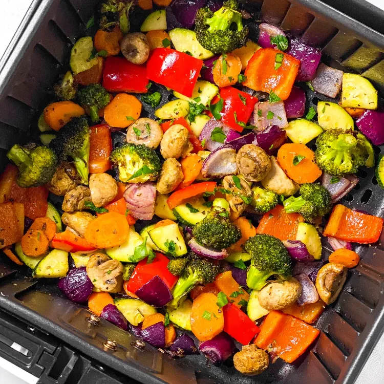 Gemüse in der Heißluftfritteuse rösten schnelle Airfryer Rezepte Abendessen