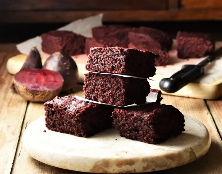 Rote Bete Kuchen Rezept gesunde Brownies ohne Zucker
