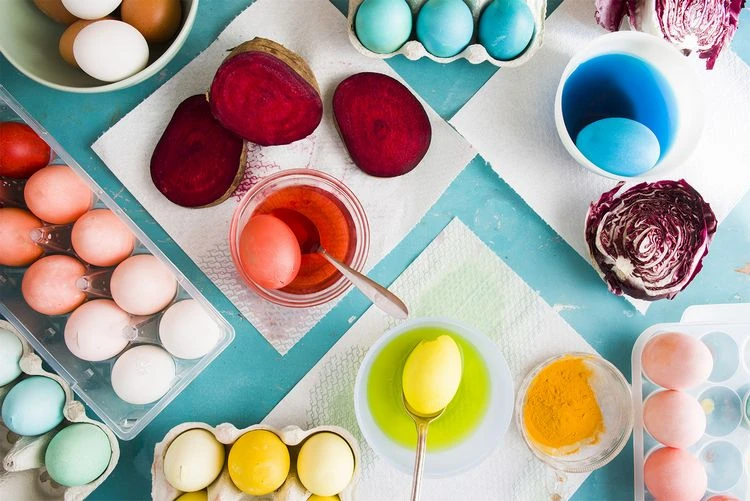 Eier natürlich färben - Anleitung