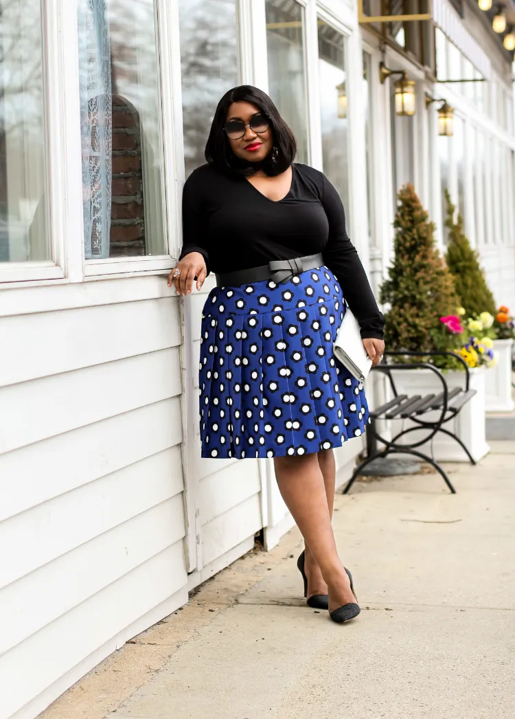 midi skirts combine modern spring outfits for chubby women in spring