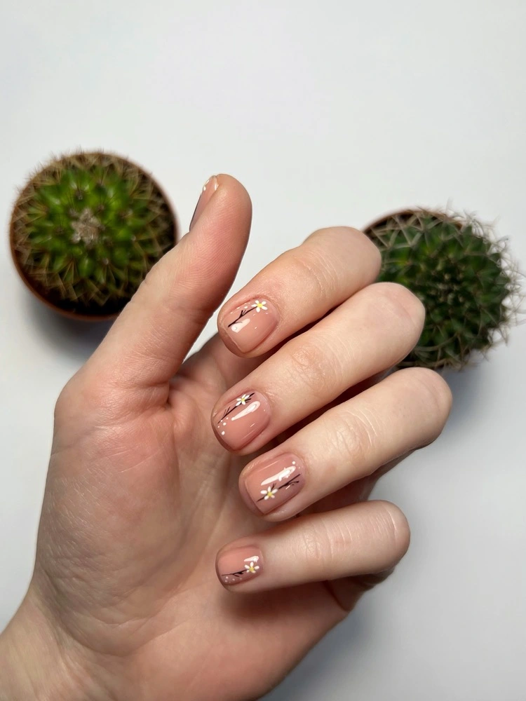 minimalistische spring nails für kurze nägel