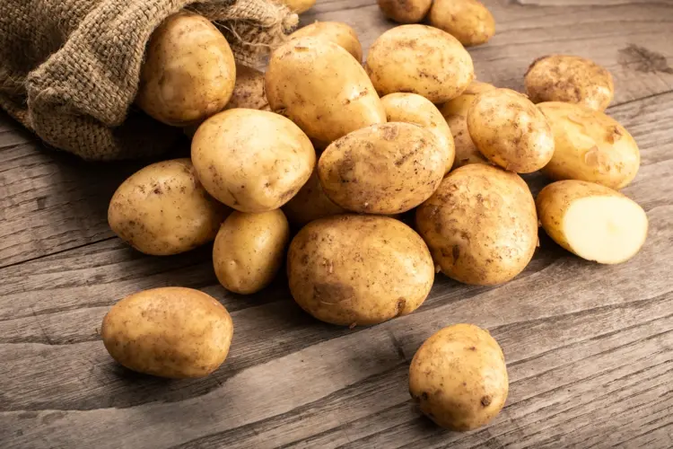 putzen mit kartoffeln der natürliche putz trick als alternative zu chemischen mitteln