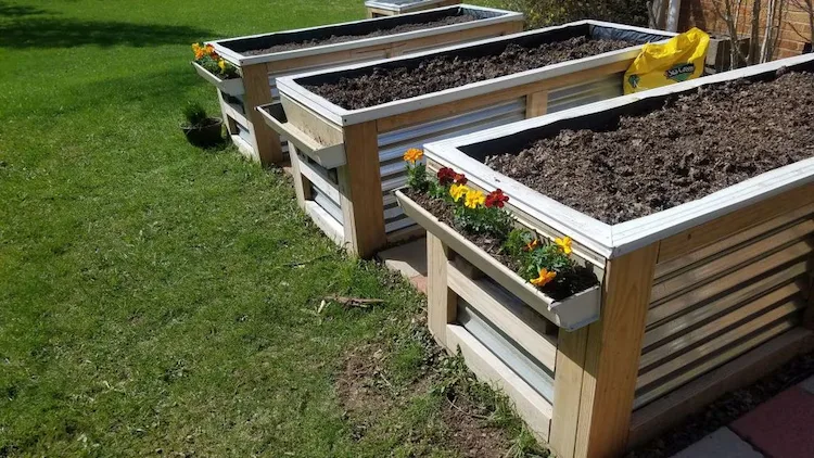Which pallets are suitable for raised beds