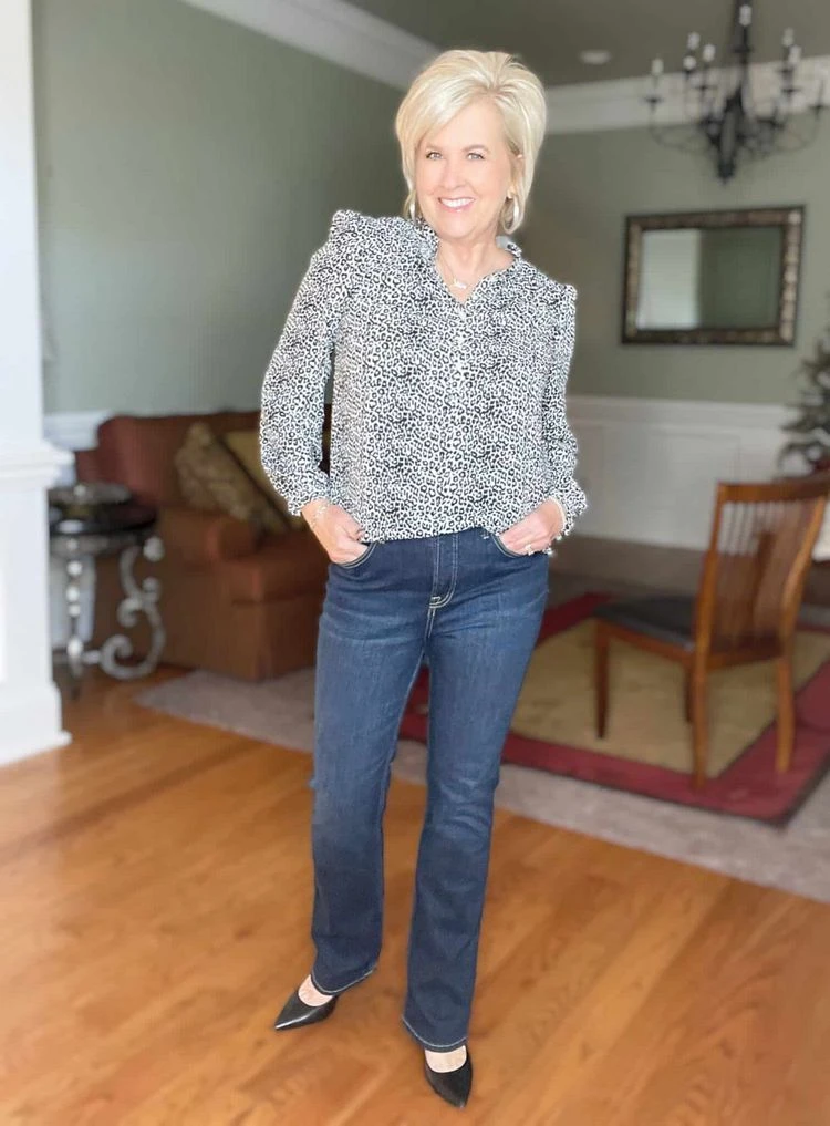 Bootcut Jeans für ältere Damen ab 50 und 60