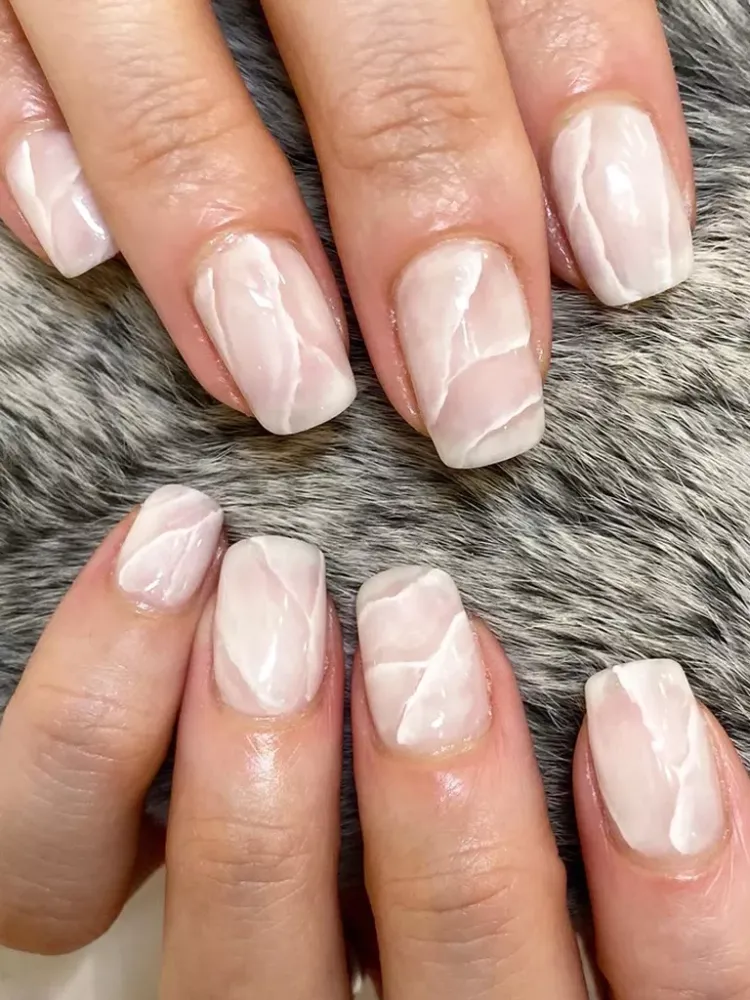 marble nails trend frühling hochzeitsnägel 2023 bilder