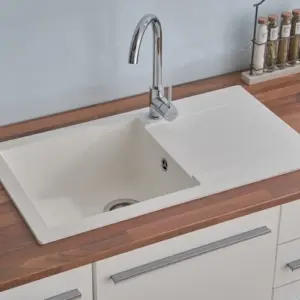 Wie kann man eine weiße Granitspüle richtig reinigen?