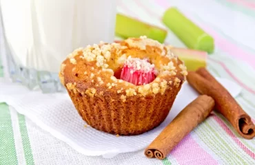 frühstücksmuffins rezept rhabarber muffins mit joghurt