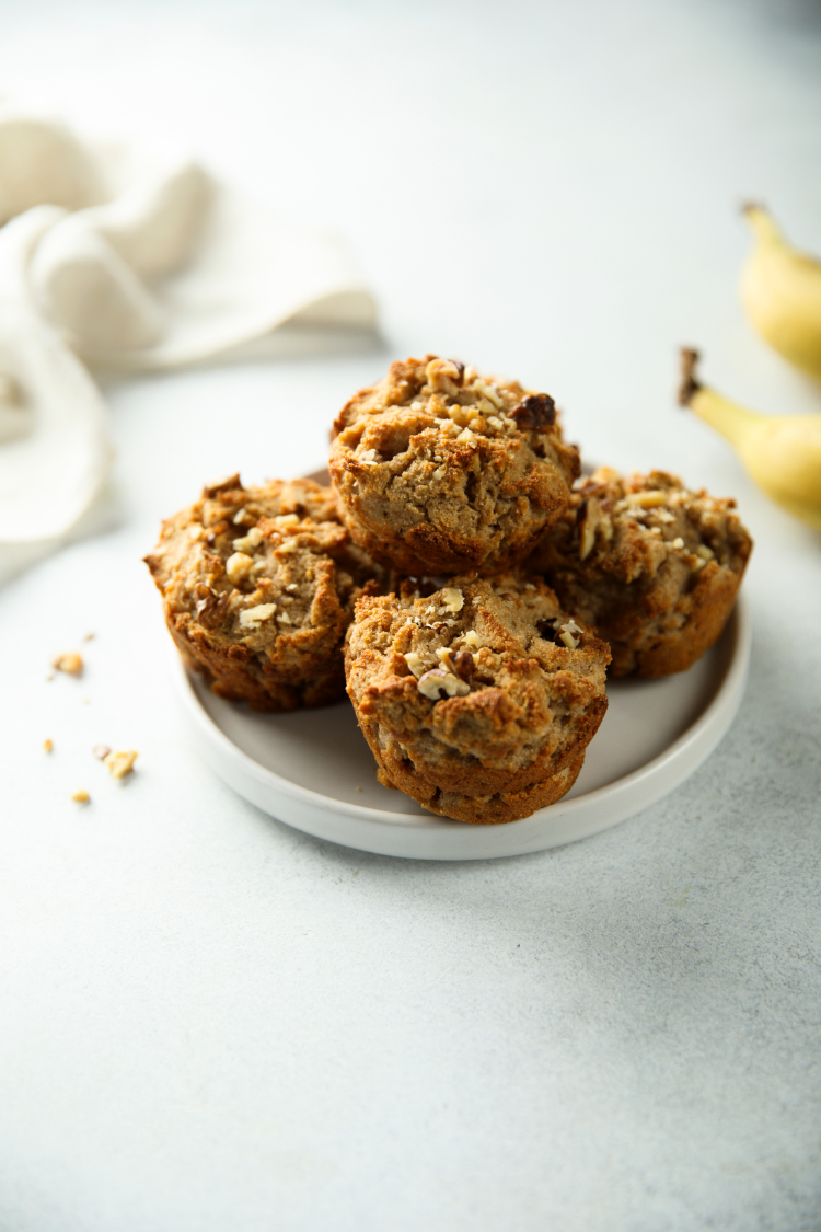 hausgemachte bananen apfel muffins mit nüssen