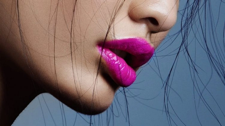 Knallige Lippenstifte vermeiden - Fuchsia 