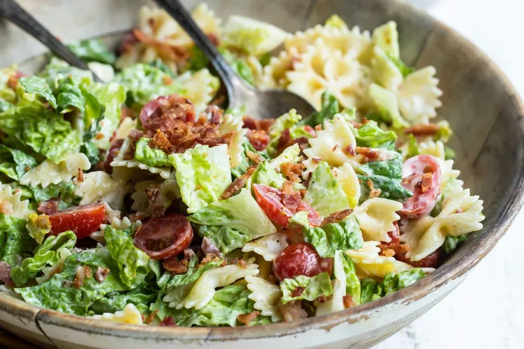 nudelsalat mit speck und tomaten ranch dressing selber machen grillsalate rezepte