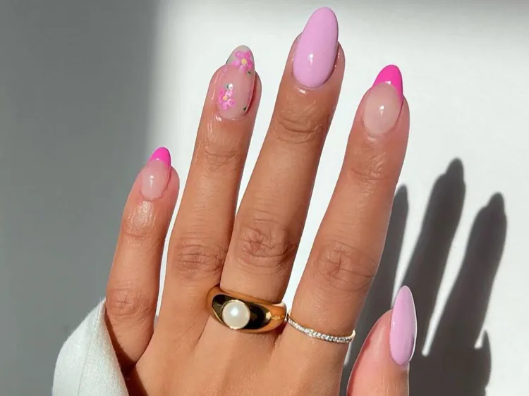 farbige french nails baby pink nails nageltrends sommer 2023