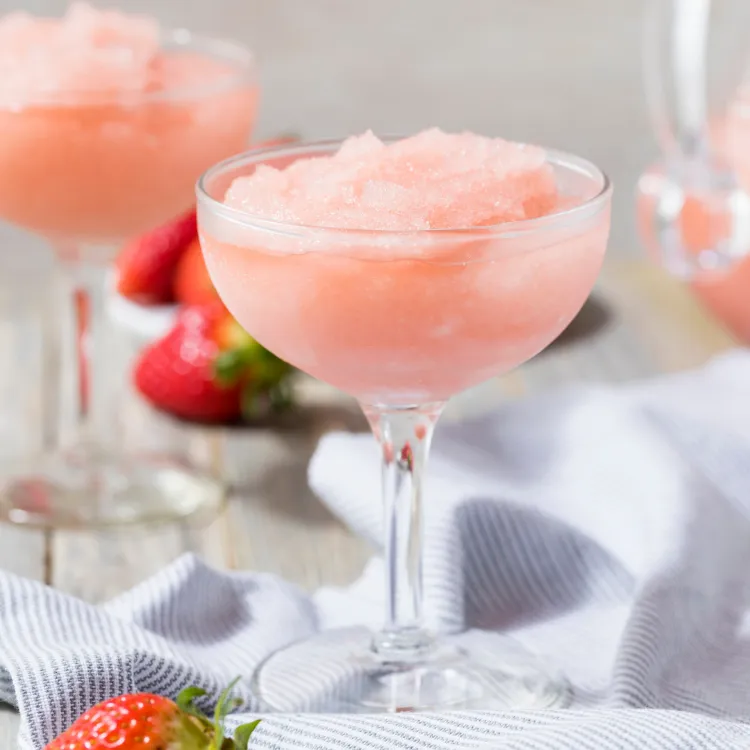 frozen cocktails rezepte erdbeer frose rezept sommercocktails